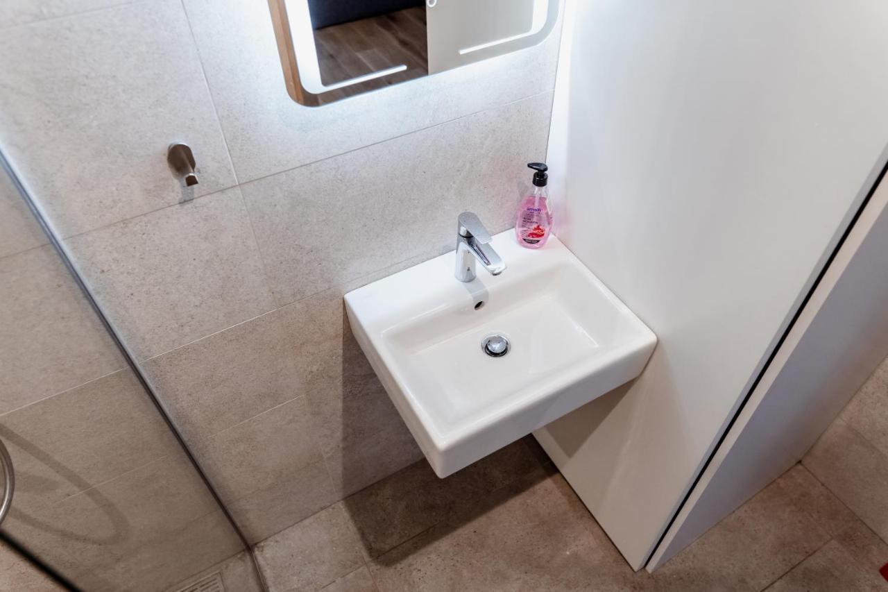Dream Stay - Modern Apartments In City Centre Tallinn Exterior photo